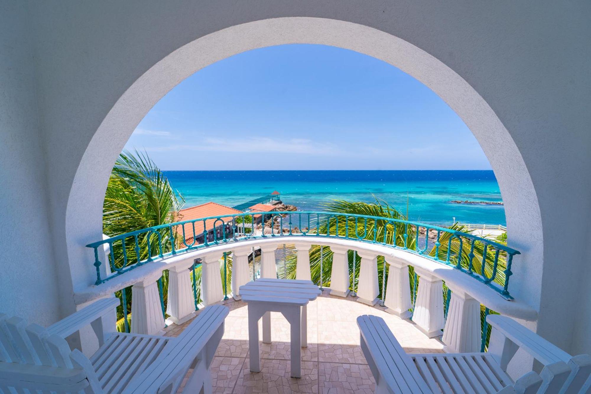 Franklyn D Resort & Spa All Inclusive Runaway Bay Exterior foto